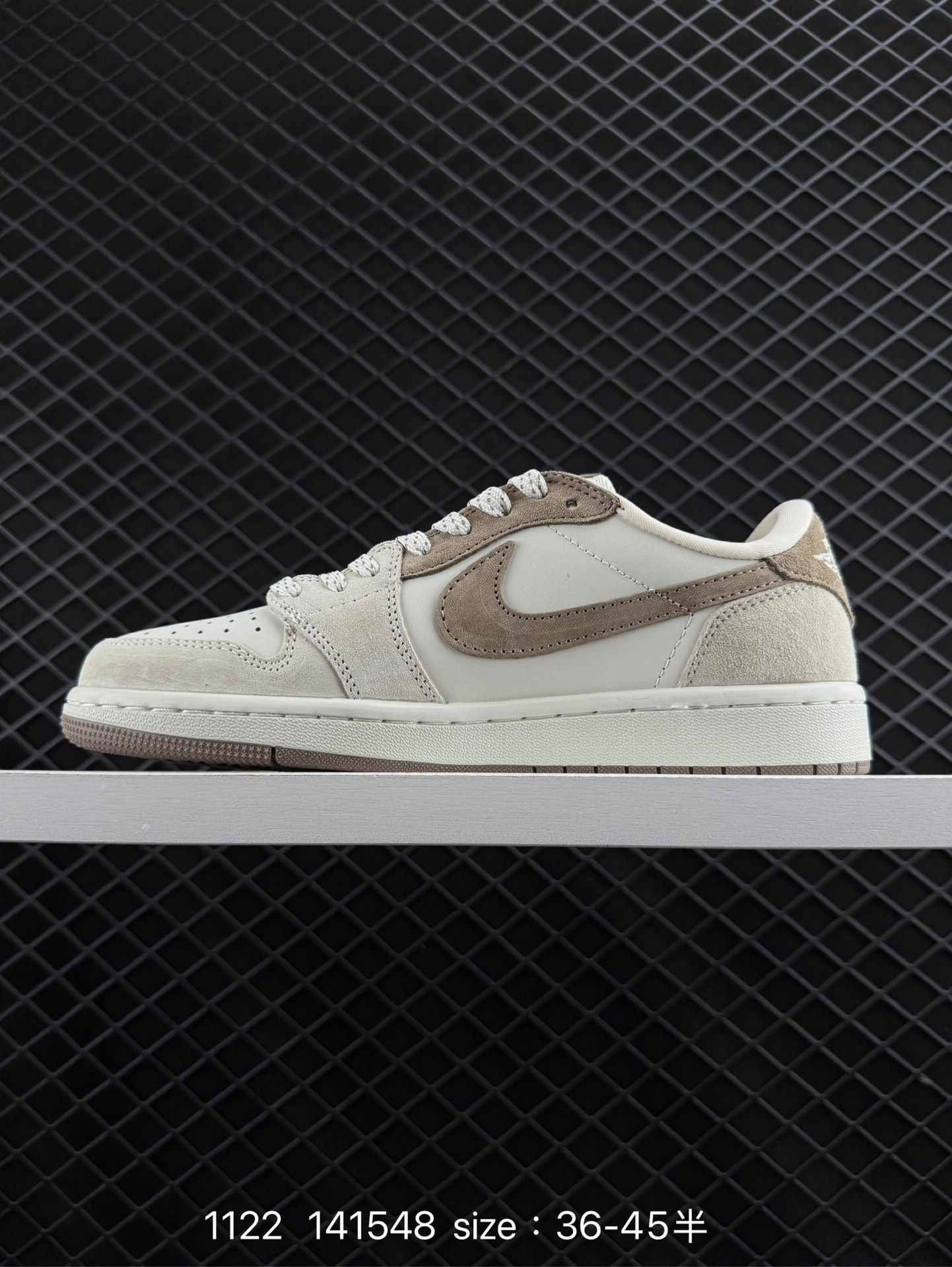 Travis Scott x Air Jordan 1 ” Reverse Mocha “